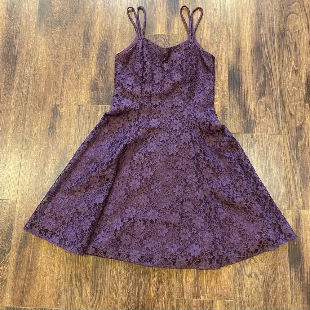Vintage Emblem plum lace short dress skater style size 4 lined purple thin strap